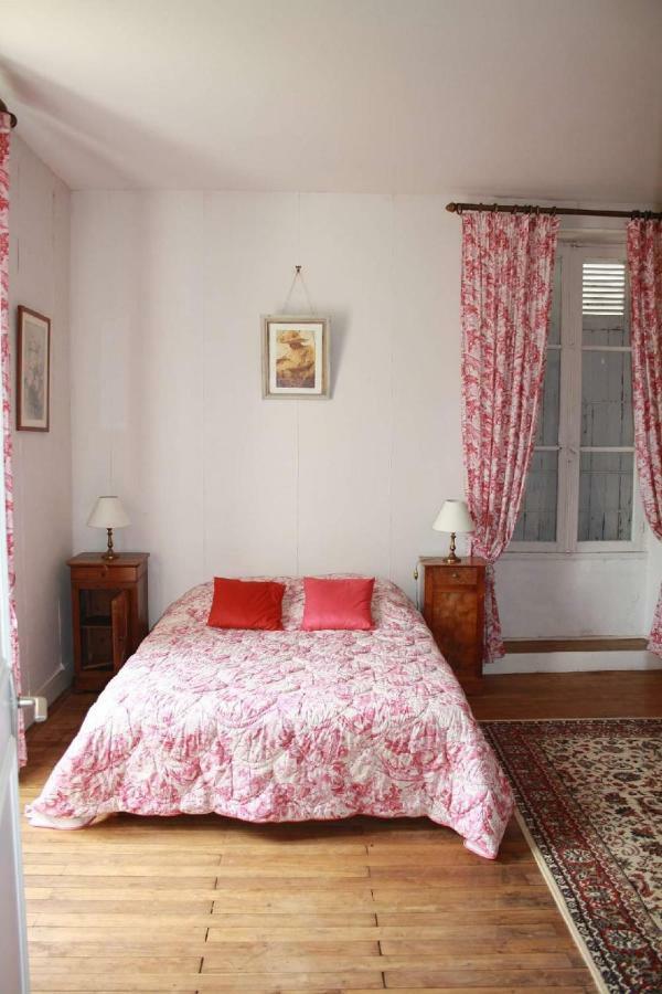 Domaine De La Borliere Villa Fenioux  ภายนอก รูปภาพ